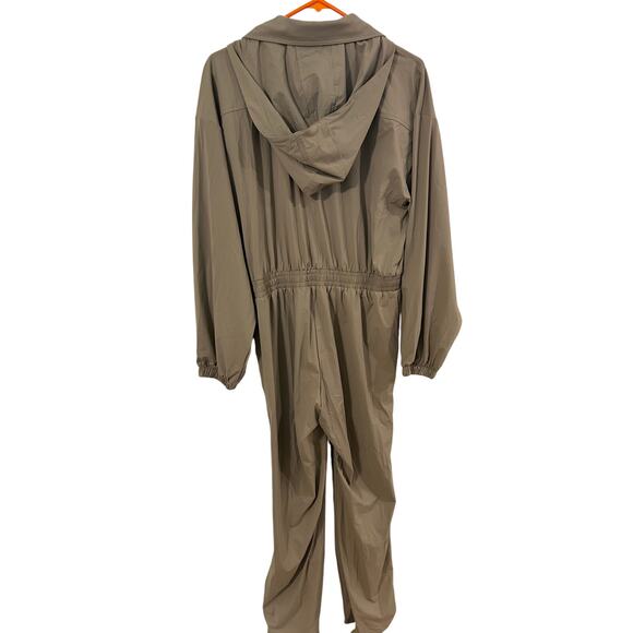 Herione Sport Kai jumpsuit khaki size M academia dopamine - Picture 3 of 8